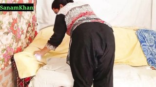 Desi pakistan bibi sanamkhan payudara besar masturbasi tunggal buatan sendiri hd