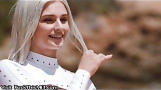 Surf Bunnies Bella, Kelly, Christy Seduce Instruktur