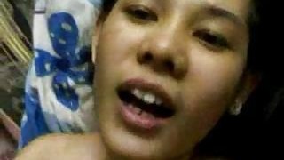 Remaja Indonesia panas dan pacarnya bercinta liar di tempat tidur