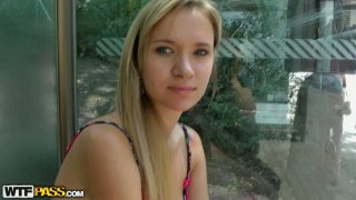 Yasmine in hot amateur girl gives a nice blowjob in a forest
