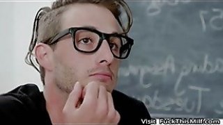 Dee williams meniduri mahasiswa fmtror