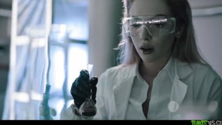 Emma white bella spark - tanaman vs vagina 10 - fantasi creampie mahasiswi remaja