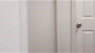 Tidak ada foreplay. tidak ada pemanasan. lurus ke atas 3ycu