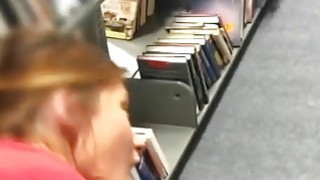 Perguruan tinggi gadis nakal ema kacau di perpustakaan pov doggy style
