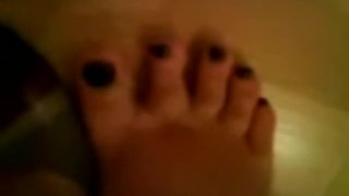 Tumit ungu yang seksi, permainan sepatu dan menggantung (c heelsnstills, youtube, 2008)