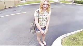 Amerika hot pantat besar remaja pirang membayar tunai untuk bercinta dengan orang asing pov anal remaja cumshot